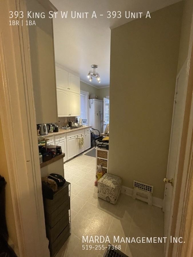 393 King St W Unit A #393UNITA - Photo 4 of 10