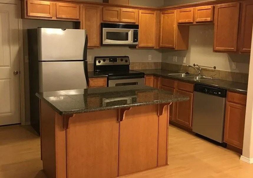 1851 Se Centurion Way - Photo 2 of 8