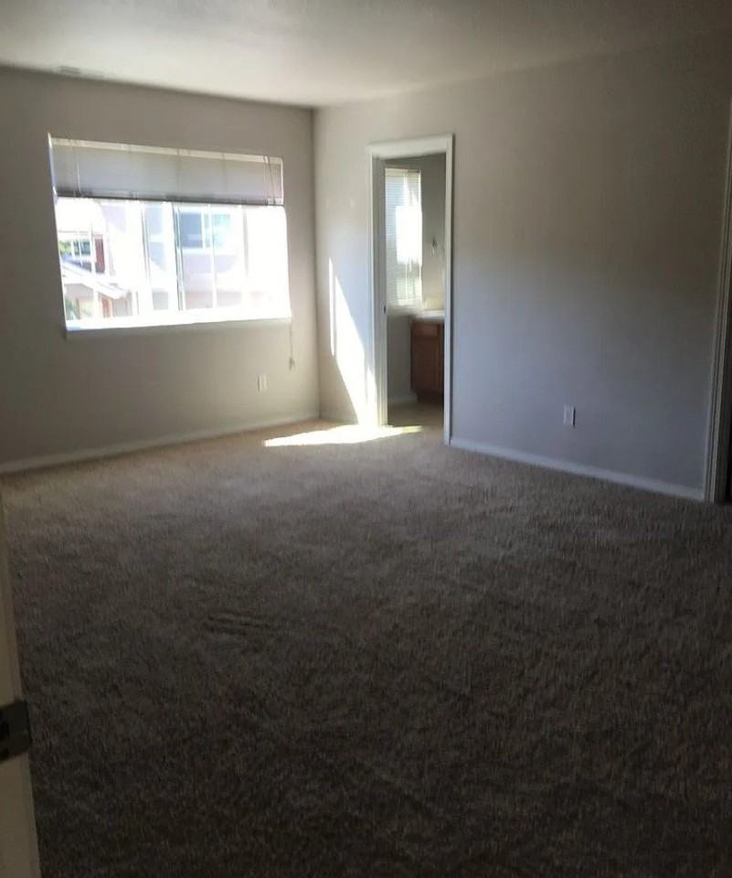 1851 Se Centurion Way - Photo 5 of 8
