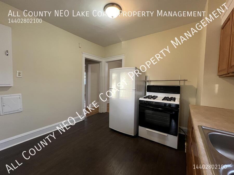 1298 Nicholson Ave - Photo 5 of 7
