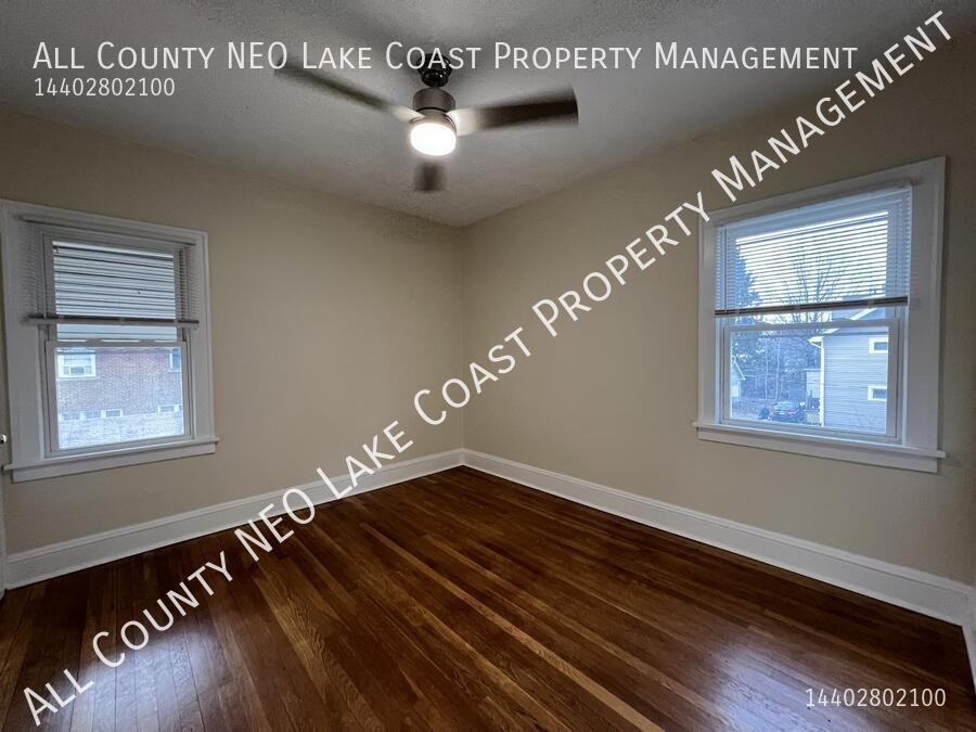 1298 Nicholson Ave - Photo 6 of 7
