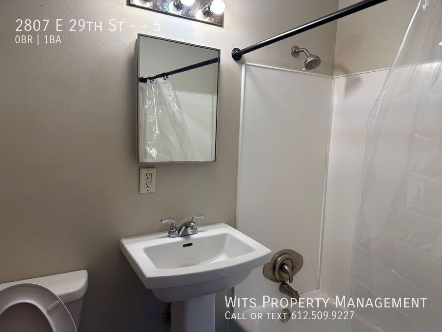 2807 E 29th St #5 - Photo 5 of 7