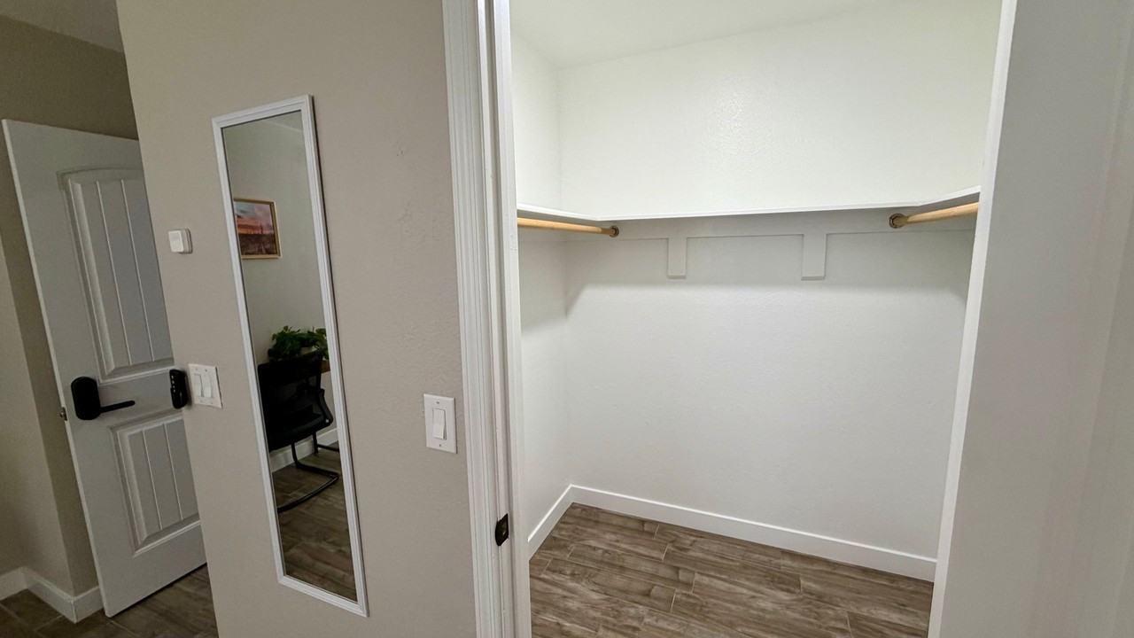 3757 W Joan De Arc Ave - Photo 3 of 20