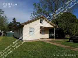 featured image of 722 N Palm St