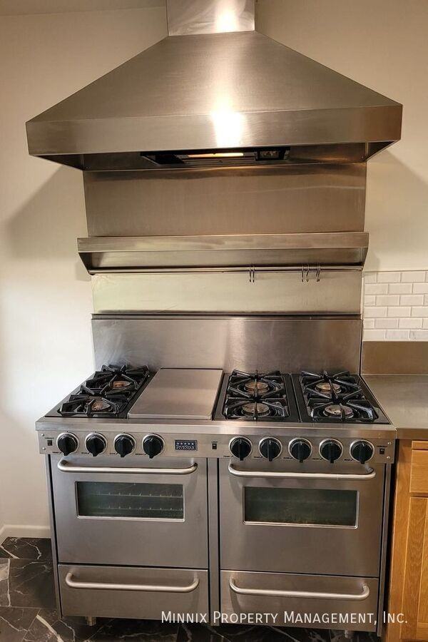 4514 18th St - Photo 3 of 22