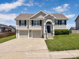 featured image of 8806 Ne 117th Ter