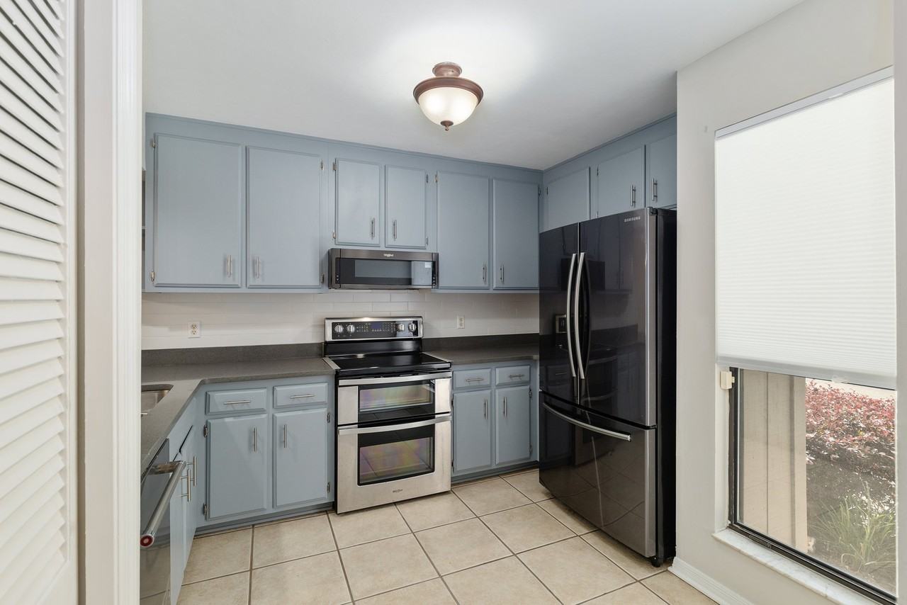 3724 Nw 54th Ln - Photo 6 of 27