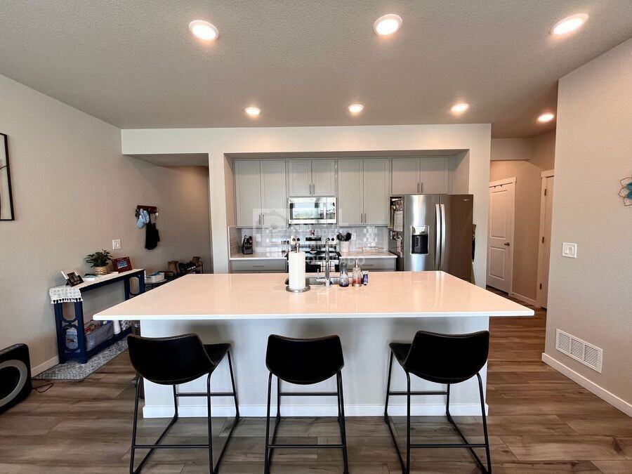 8091 Grey Bark Way - Photo 5 of 25