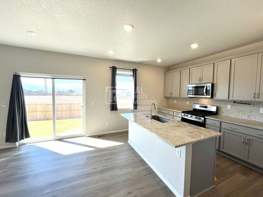 6764 Wiper Way - Photo 2 of 20