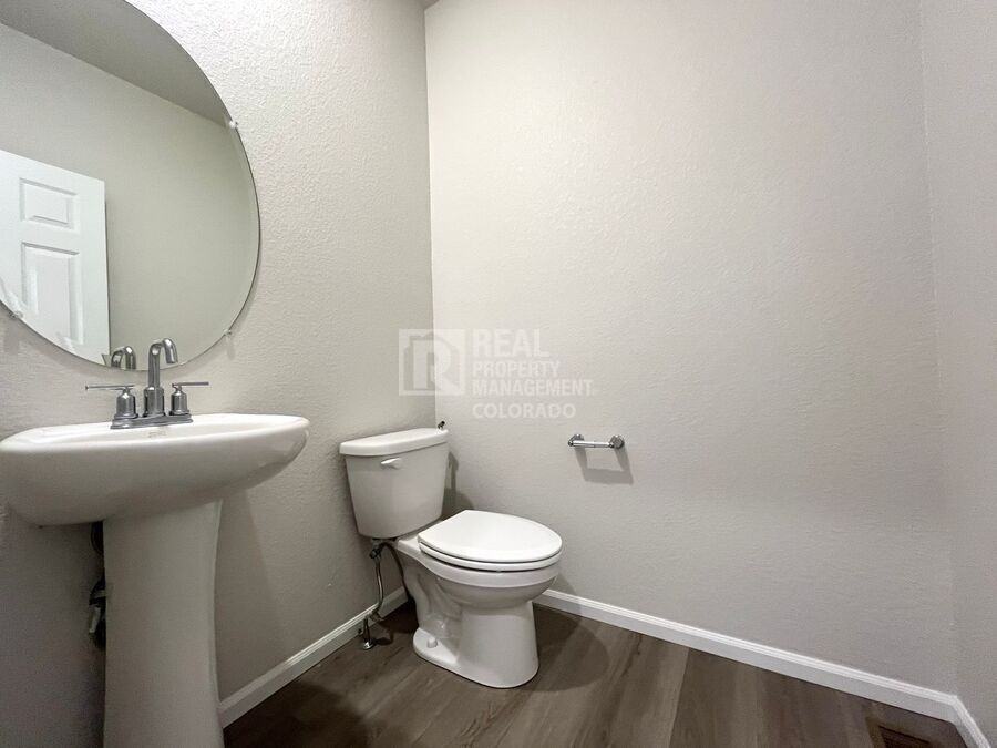 6764 Wiper Way - Photo 6 of 20