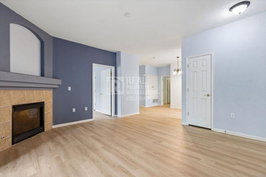 8200 E 8th Ave - Photo 7 of 25