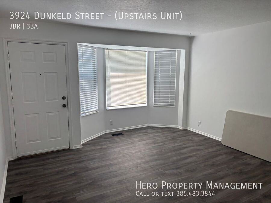 3924 W Dunkeld St - Photo 3 of 33