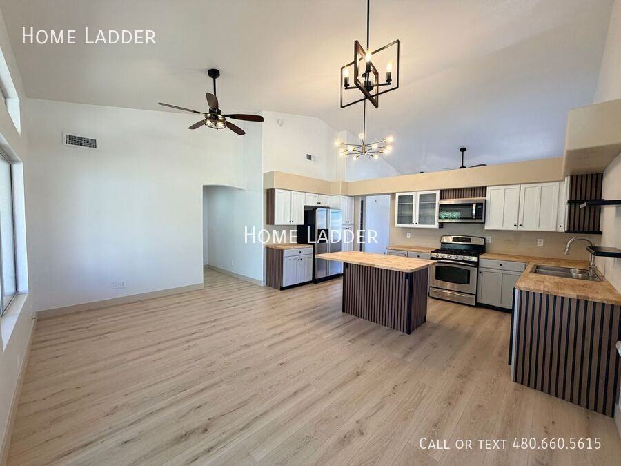 1336 E Tradewind Dr - Photo 7 of 20