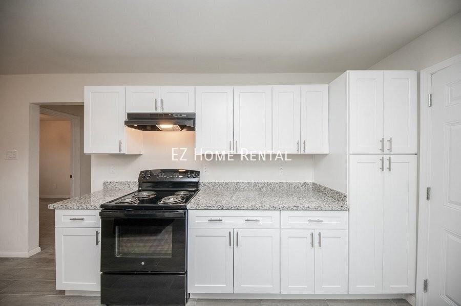 5042 Mallow St #B - Photo 6 of 14