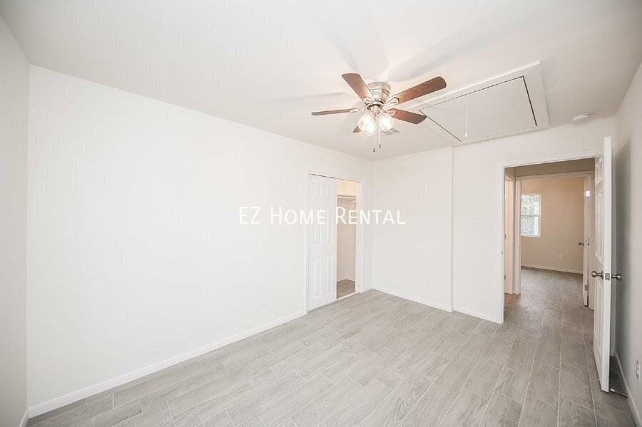 5042 Mallow St #B - Photo 7 of 14