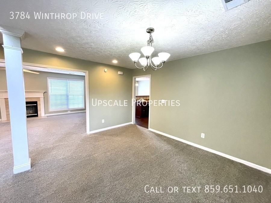 3784 Winthrop Dr - Photo 3 of 16