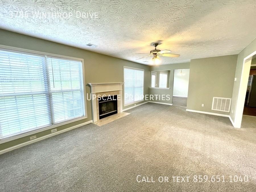 3784 Winthrop Dr - Photo 4 of 16