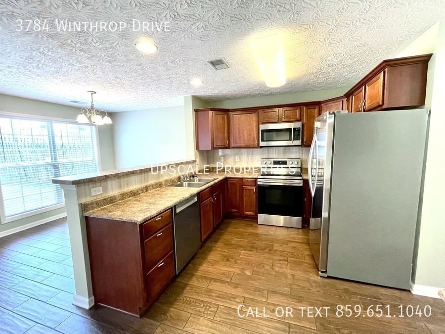 3784 Winthrop Dr - Photo 5 of 16