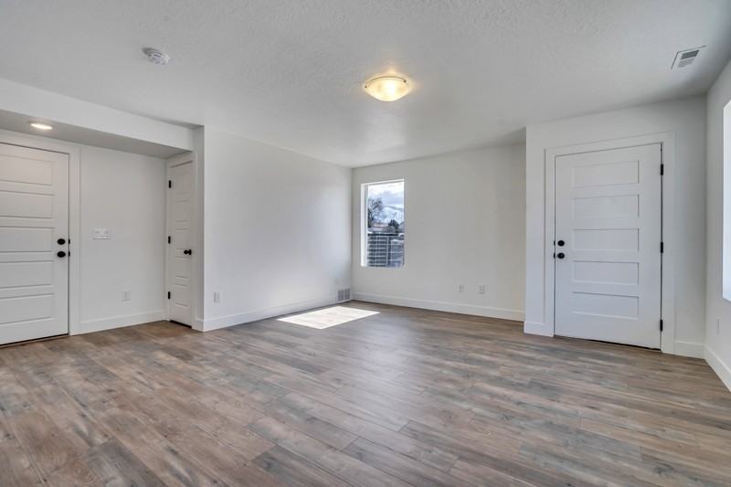 8363 S Durham St - Photo 2 of 26