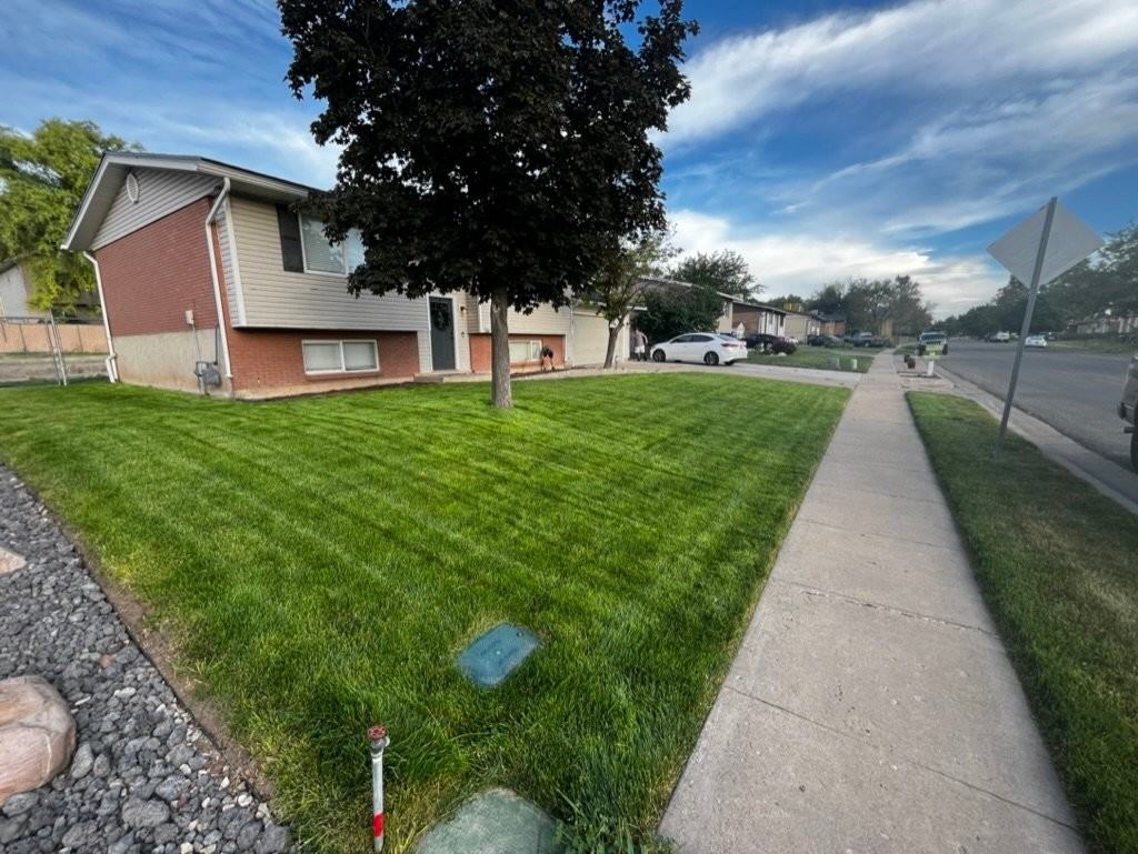 2028 Nw #A - Photo 3 of 11