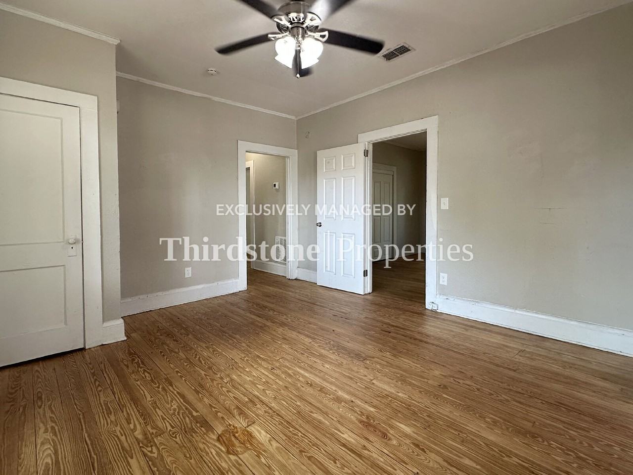 920 Alderside St - Photo 7 of 24