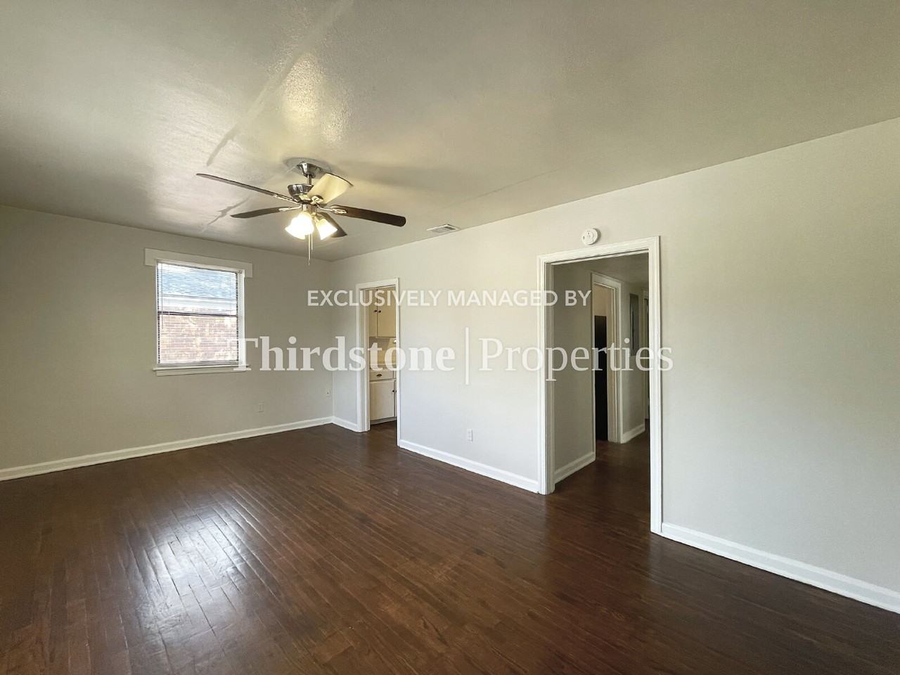 809 Mcduff Ave S #2 - Photo 3 of 19