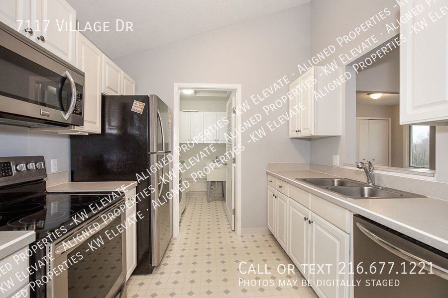 7117 Village Dr - Photo 2 of 24