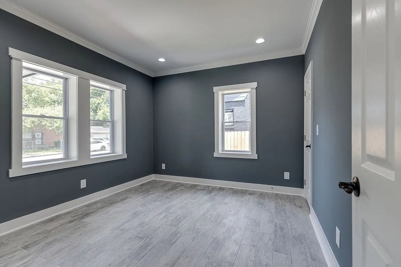 1730 16th Ave N - Photo 4 of 19