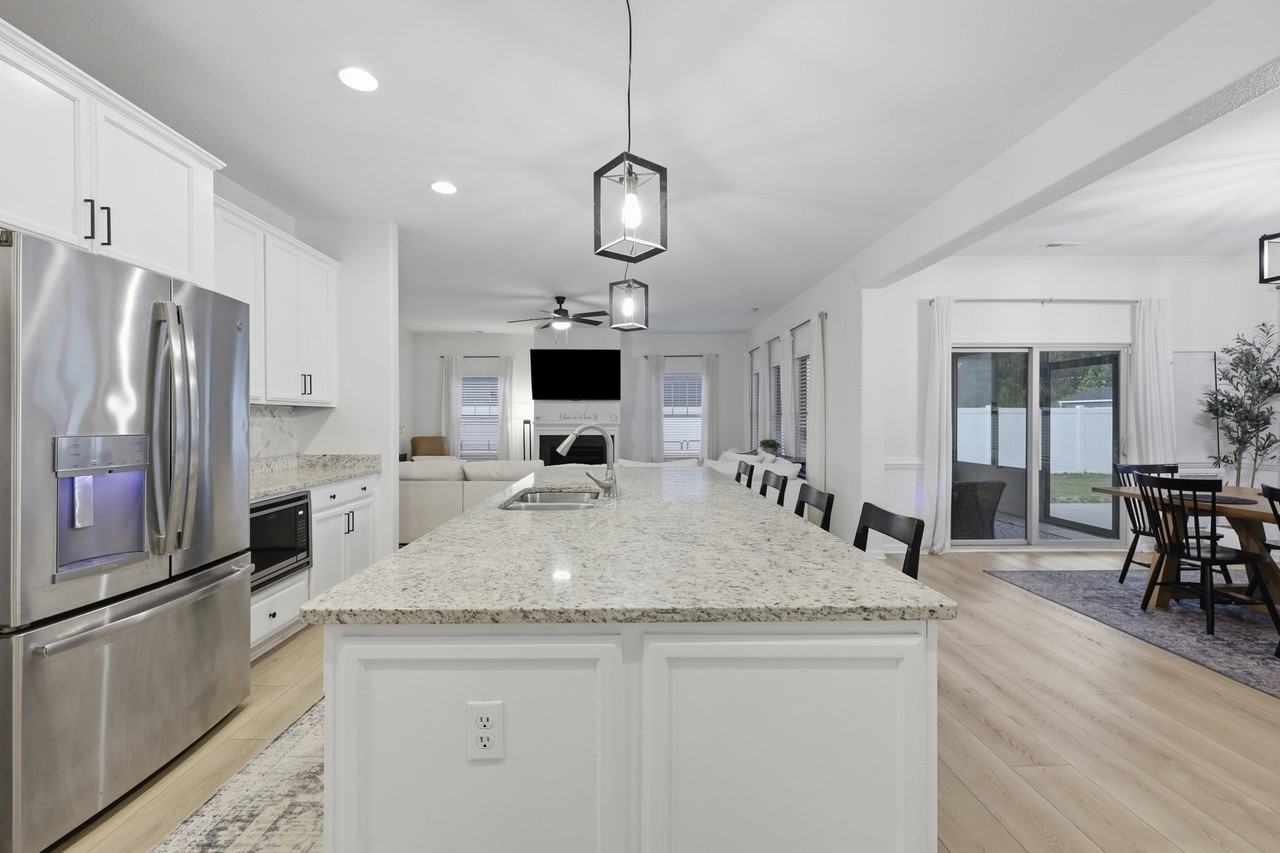 202 Shady Oaks Way - Photo 6 of 20