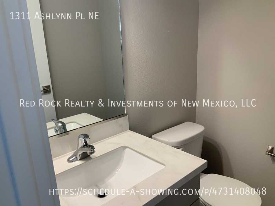 1311 Ashlynn Pl Ne - Photo 4 of 18