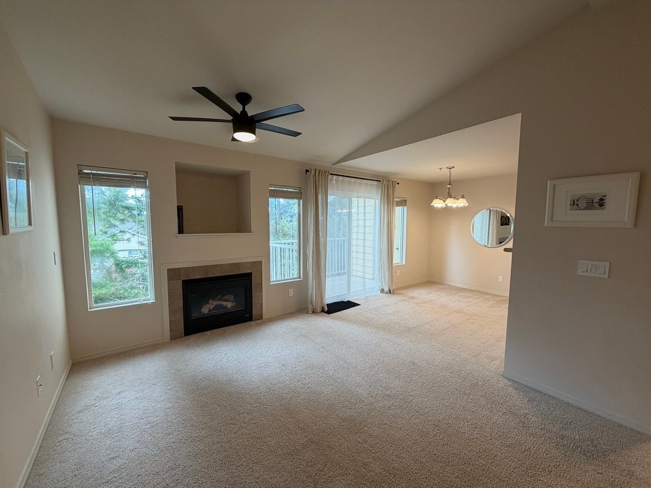 710 240th Way Se - Photo 3 of 8