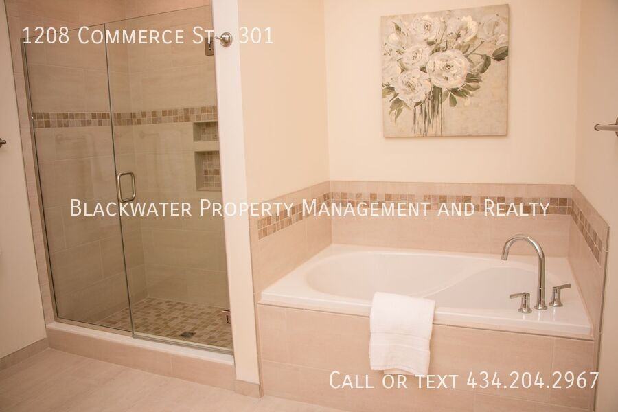 1208 Commerce St #301 - Photo 7 of 50