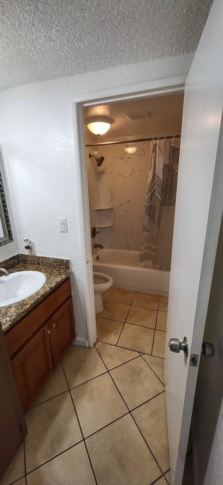 1018 Marview Ave #4 - Photo 3 of 8