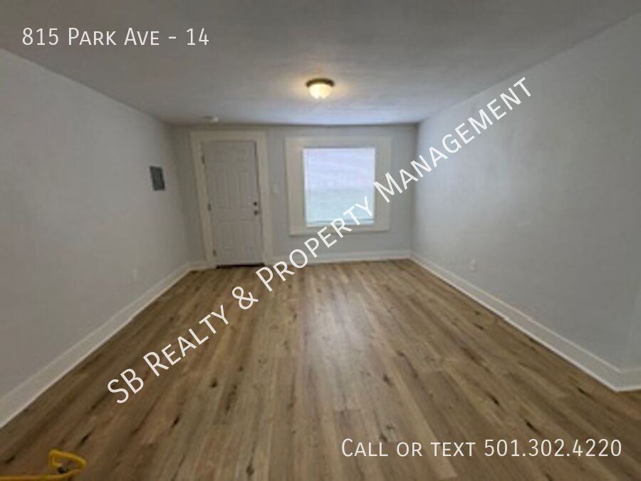 815 Park Ave #14 - Photo 6 of 19