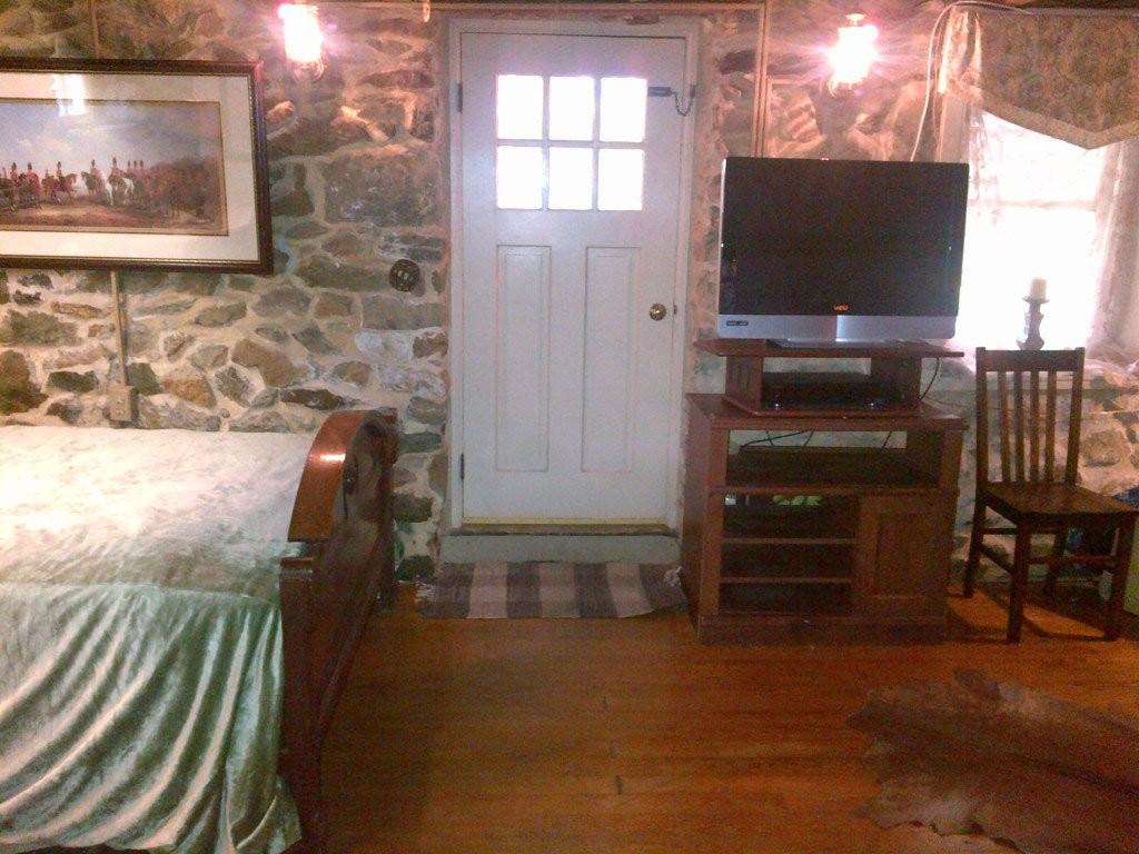 40200 Main St - Photo 5 of 8