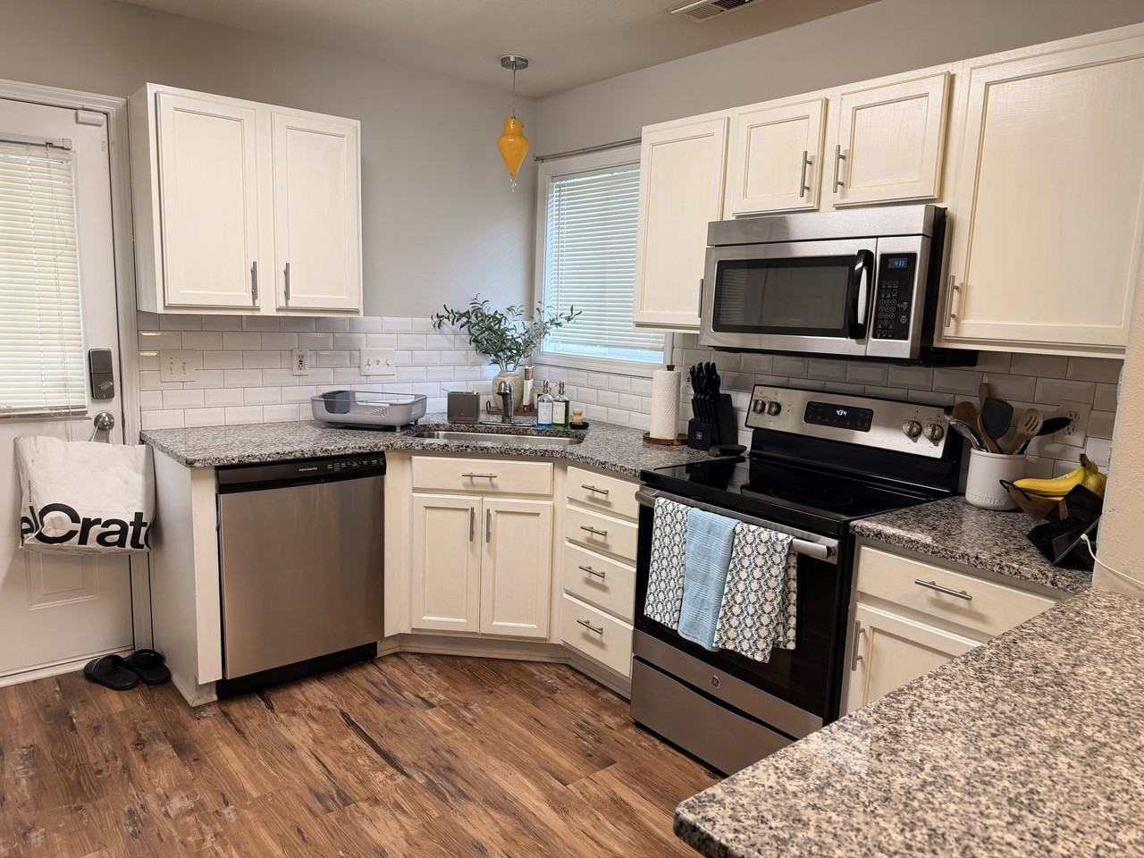 2722 Meadow Knoll Dr - Photo 5 of 20