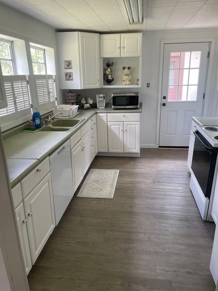 88 Williamsburg Rd - Photo 6 of 15