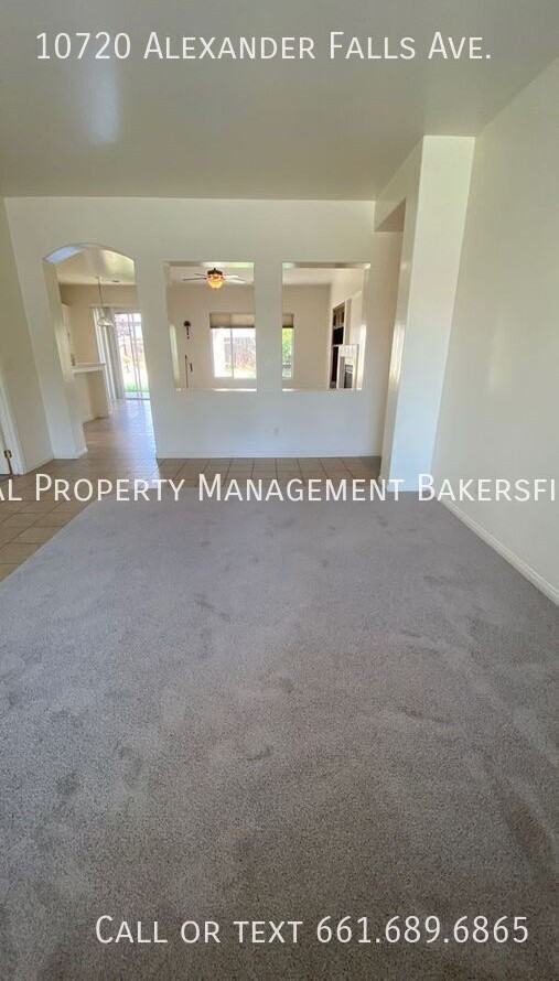 10720 Alexander Falls Ave - Photo 2 of 26