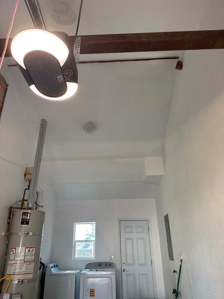 2931 Wright St - Photo 5 of 20