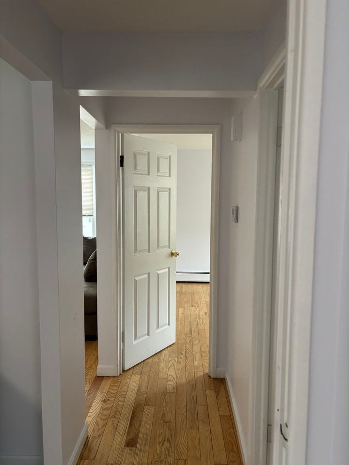 258 Columbus Ave #7 - Photo 5 of 11