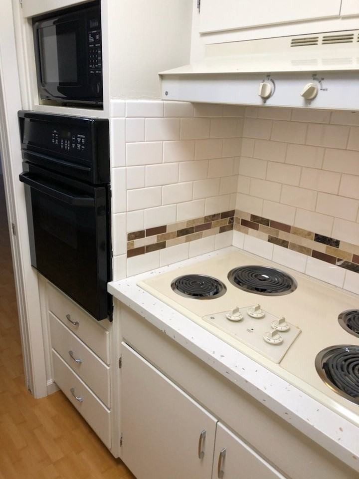 1405 Oak Grove Ave #103 - Photo 4 of 19