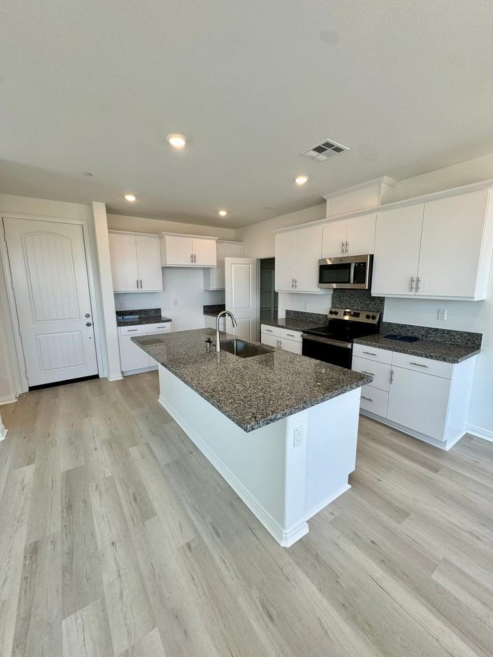 1313 Yeager Ave - Photo 2 of 11