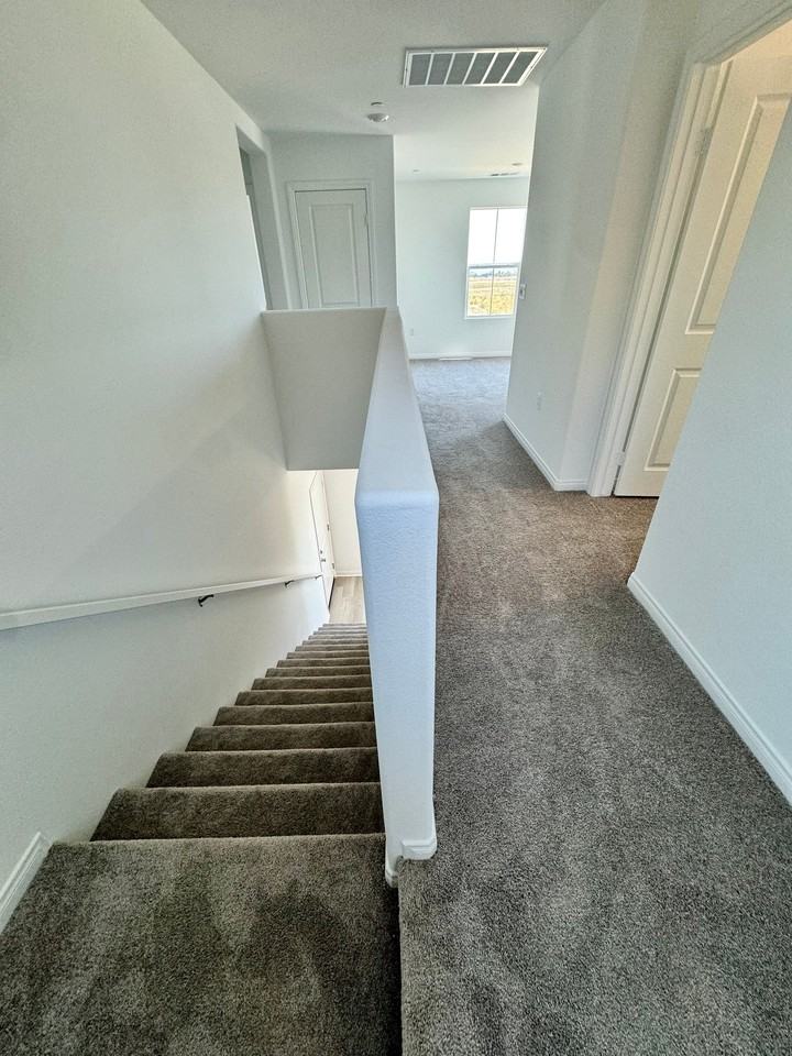 1313 Yeager Ave - Photo 4 of 11