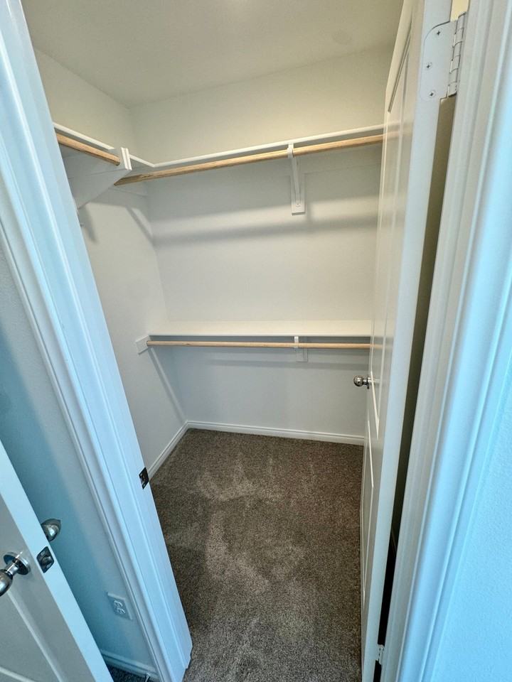 1313 Yeager Ave - Photo 6 of 11