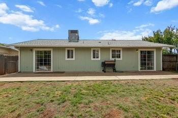 4310 Swallowtail Ct - Photo 2 of 17