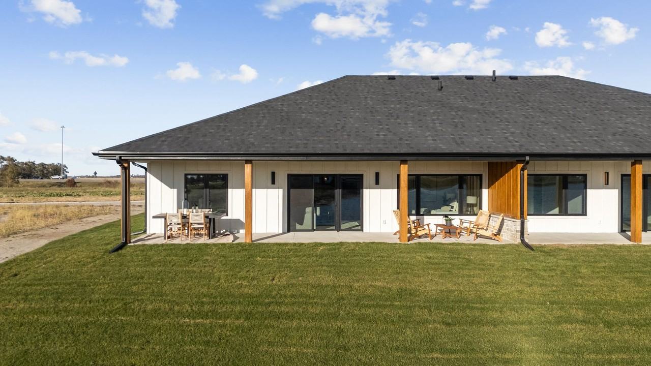 27507 Heron St - Photo 4 of 20