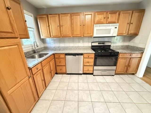 74 Village Ln - Photo 4 of 13