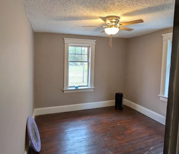 507 Griswold St - Photo 4 of 4