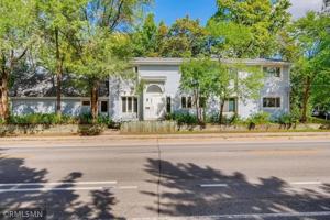 featured image of 2417 Como Ave Se