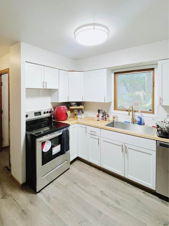 2417 Como Ave Se - Photo 4 of 9